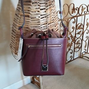 NEW Dooney and Bourke Crossbody